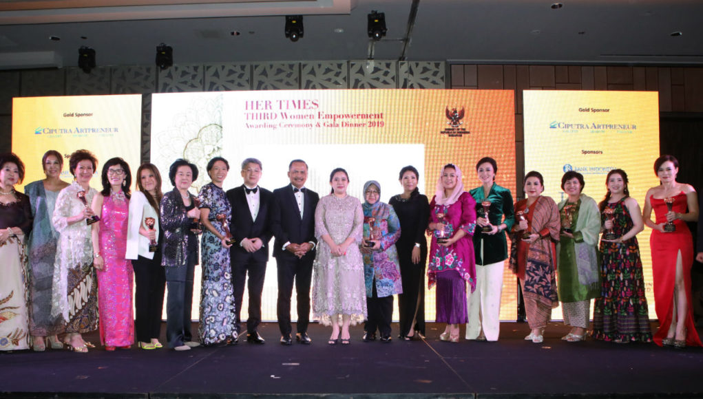 FT_0516_awards