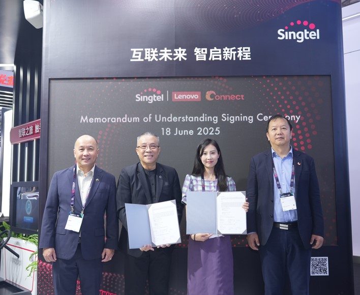 MoU-signing-between-Singtel-and-Lenovo-Connect_1